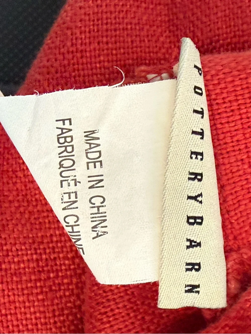 POTTERY BARN Red 100% Linen BIG BUTTON Pillow Cover Machine Wash 18” X 18”